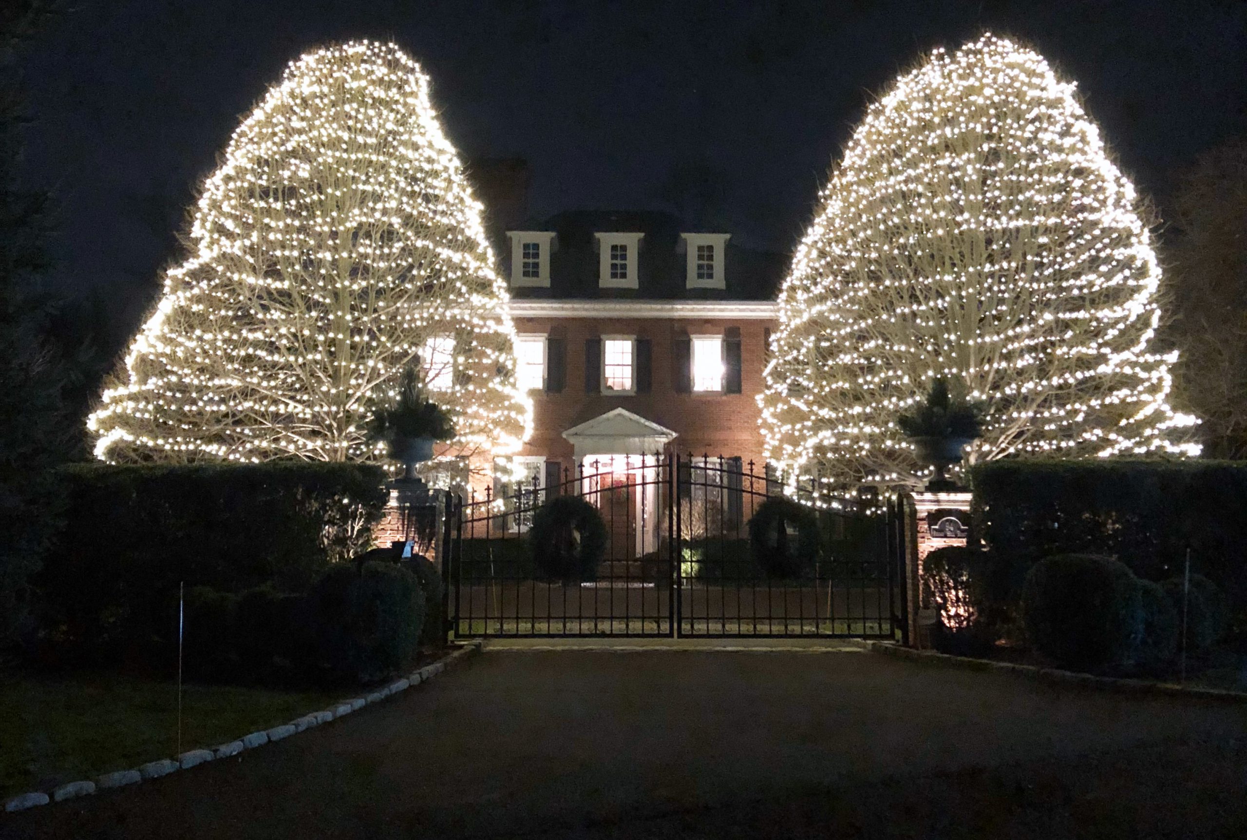 tc-holiday-lights-12222025